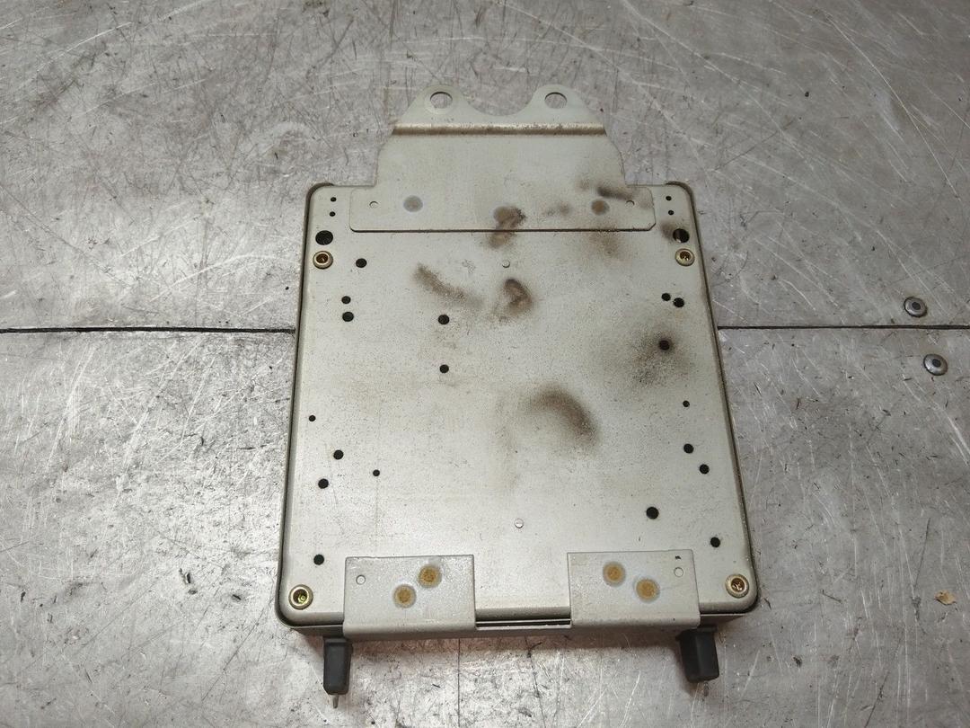 Блок управления двигателем HIB4NU Mitsubishi Carisma купить с доставкой