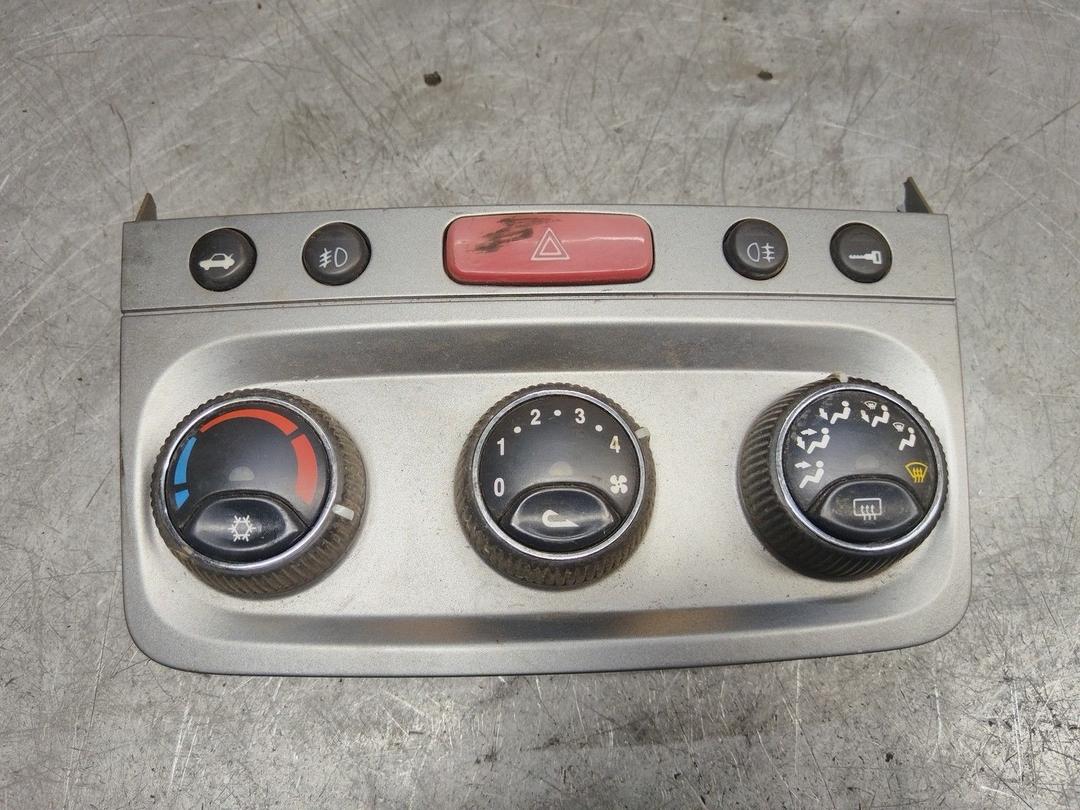 Блок управления печки/климат-контроля ZRW5YY Alfa Romeo 147