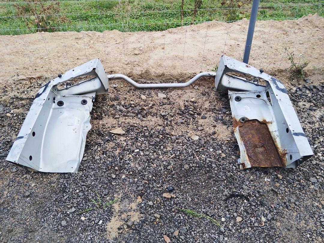 Лонжерон правый JBO3UN Mercedes ML W163 купить с доставкой