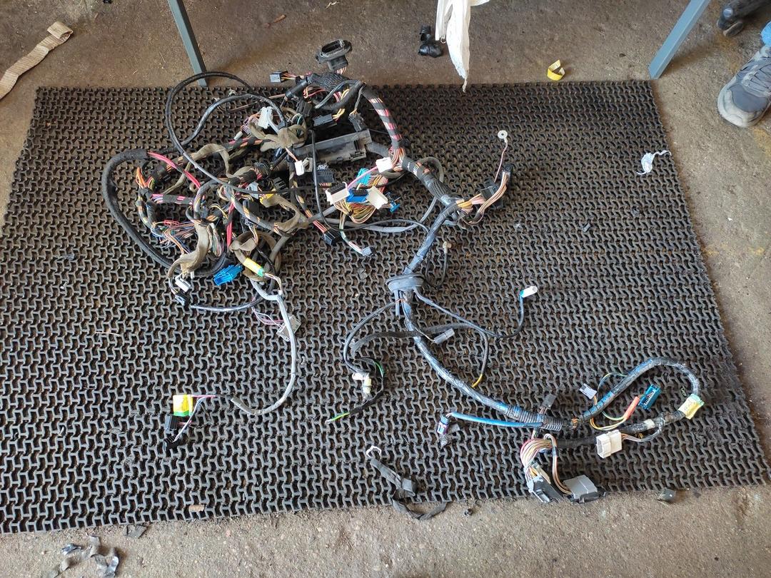 Проводка салона FBTWWM Renault Scenic