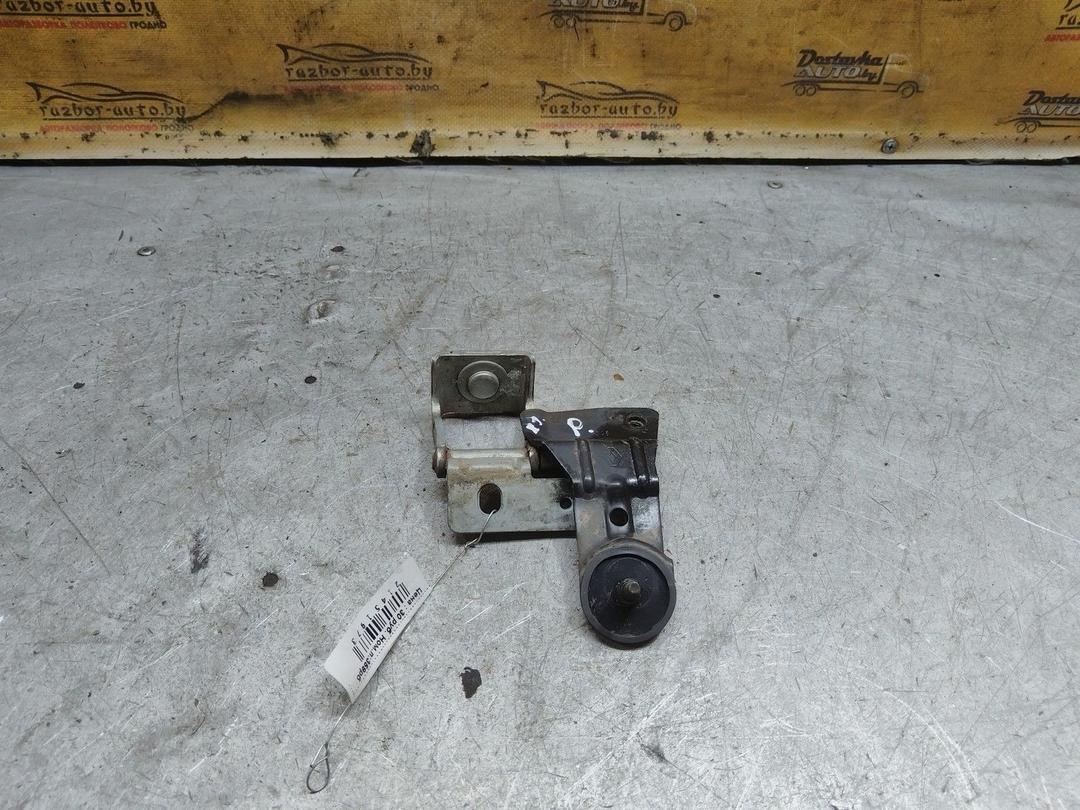 Петля крышки багажника Q01CHC Renault Laguna купить в магазине запчастей бу