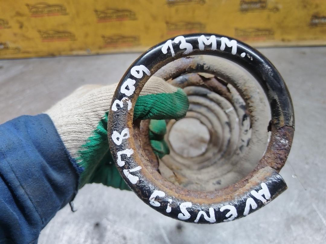 Пружина задняя TJ06S3 Toyota Avensis купить на авторазборке