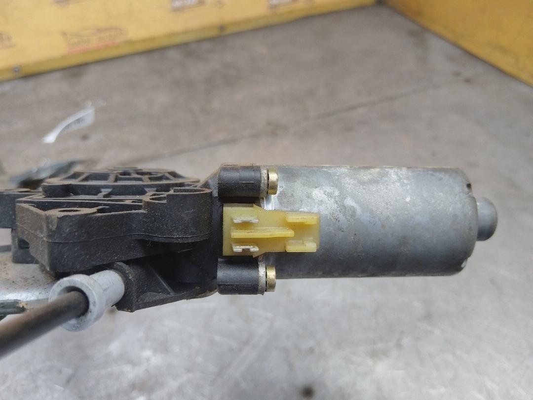 Стеклоподъемник электрический передний левый DQAV84 Renault Espace купить в магазине запчастей бу