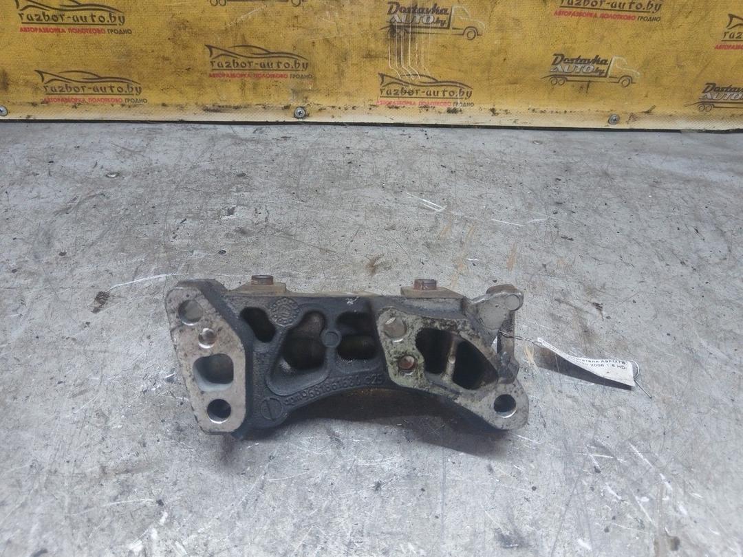 Подголовник 2W8G9L Alfa Romeo 147