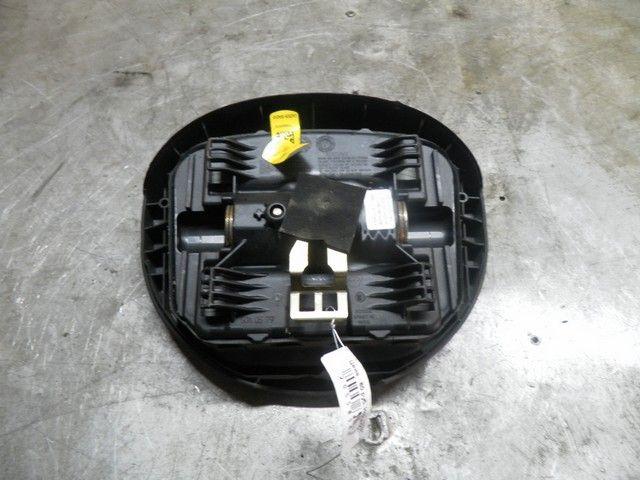 Подушка безопасности водителя UP5UX8 Renault Scenic купить