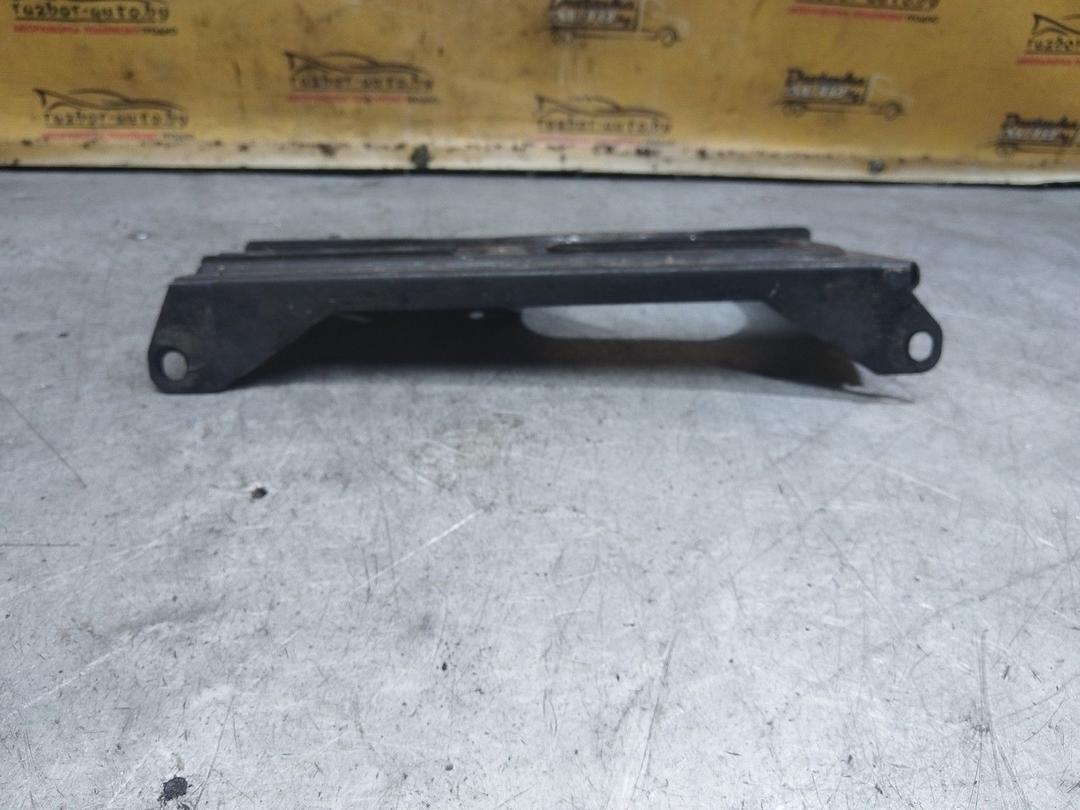 Полка аккумулятора DHA50I Volkswagen Passat купить