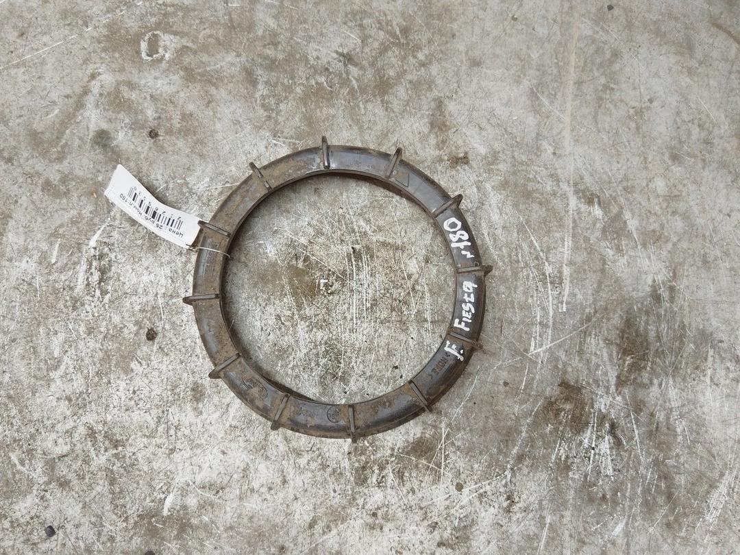 Кольцо зажимное топливозаборника 89LM6P Ford Fiesta купить