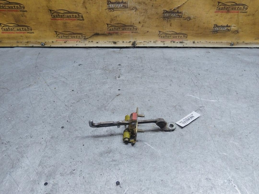 Ограничитель открывания двери передней 05Q743 Renault Scenic RX4 купить с доставкой