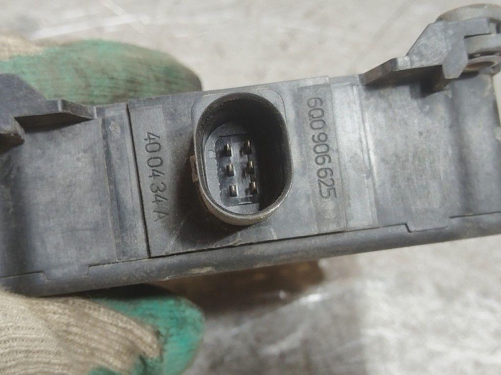 Блок управления турбиной 9UBPAT Volkswagen Jetta - Фото 4