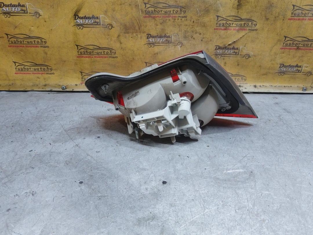 Фонарь крышки багажника правый O2HYQ7 Ford Mondeo купить с доставкой