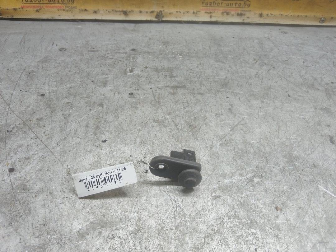 Выключатель концевой (концевик) O07X48 Mitsubishi Grandis