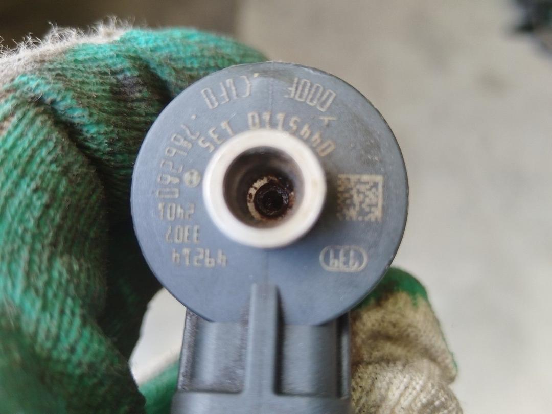 Форсунка R3OEL4 Peugeot 206 купить на авторазборке