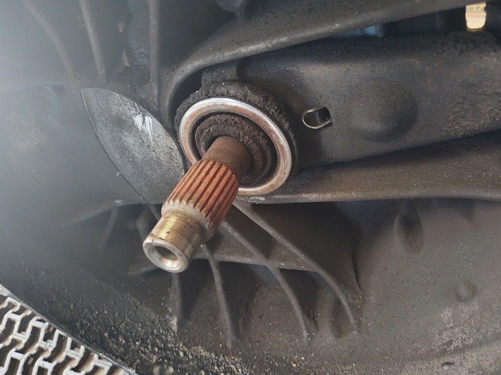 КПП механическая (МКПП) 6-ступенчатая LUUO6P Honda FR-V - Фото 6