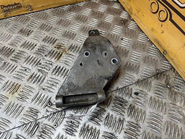 Кронштейн гидроусилителя IAWO14 Audi 80 - Фото 1