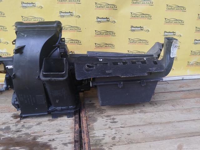 Панель передняя салона (торпедо) E8RH6O Renault Espace купить с доставкой