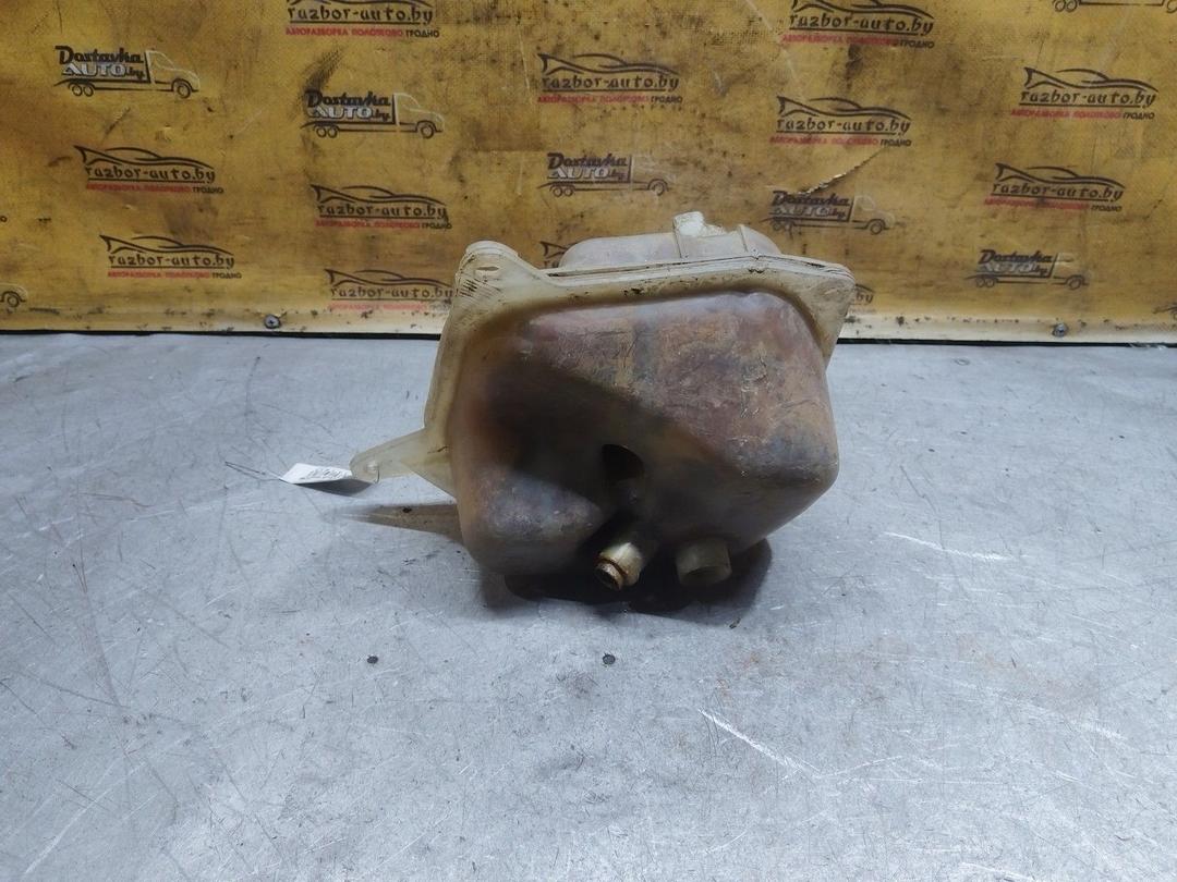 Бачок расширительный HYOB55 Audi 80 купить в магазине запчастей бу