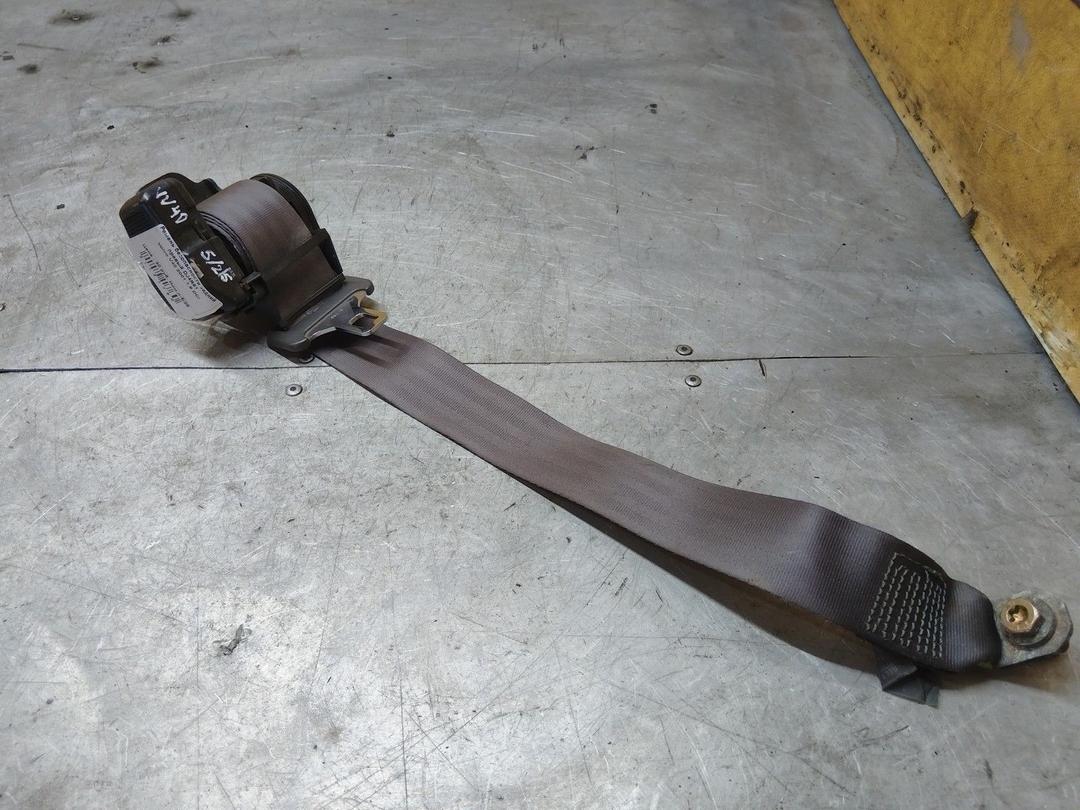 Ремень безопасности задний правый DJ4R51 Volvo V40