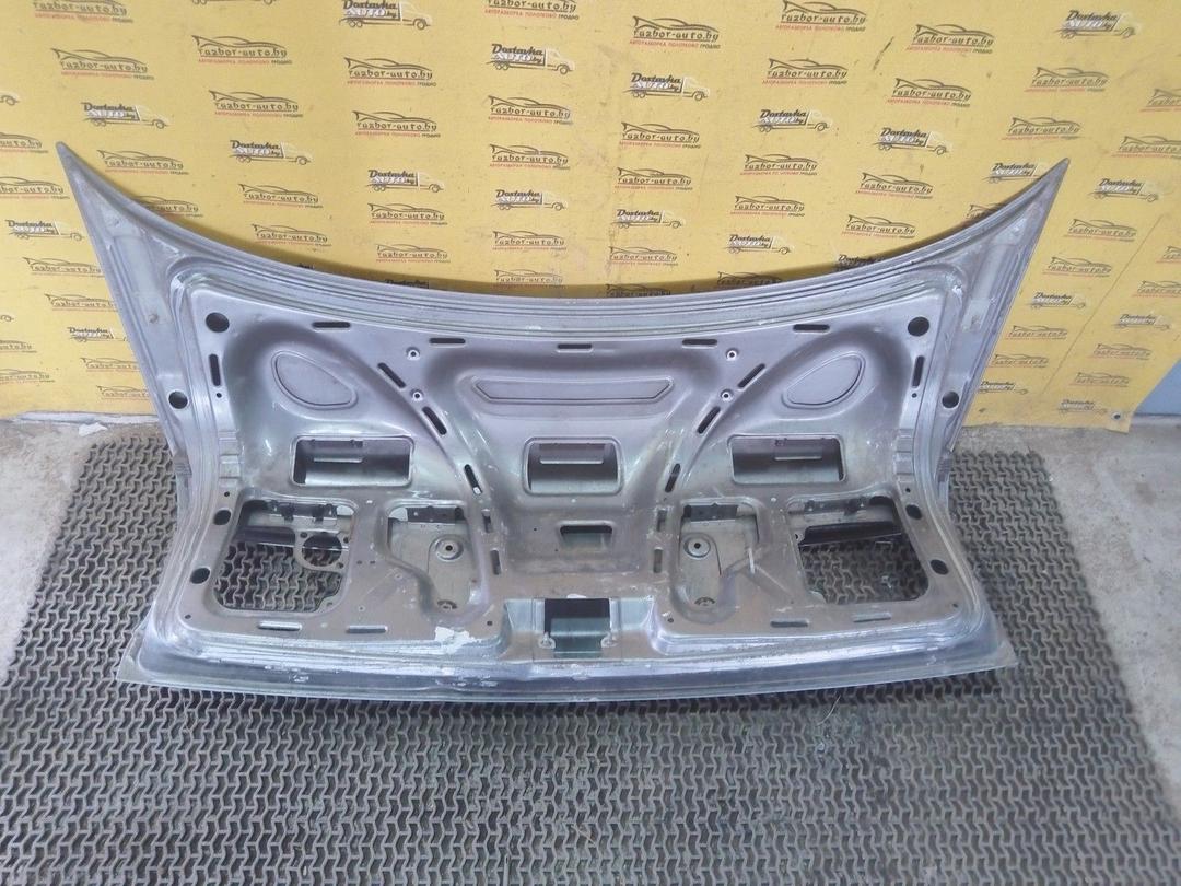 Крышка багажника (дверь 3-5) JGJ8X1 Audi 80 купить