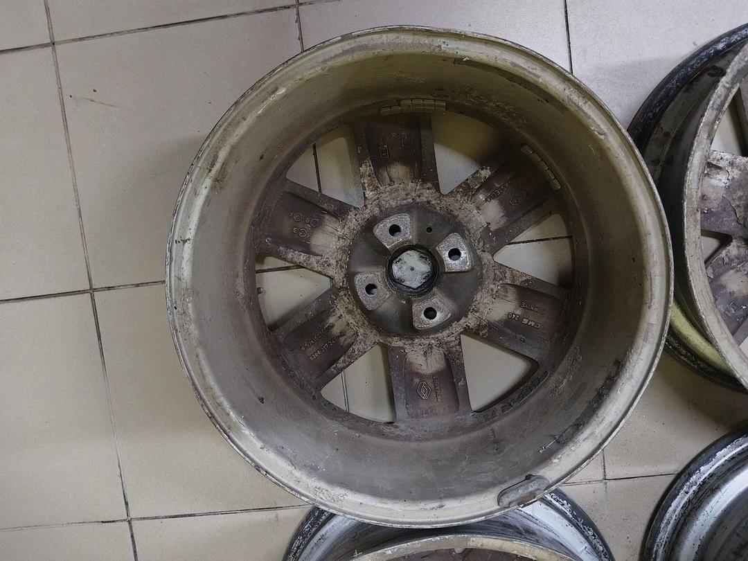 Диск литой R16, 4x100 Renault Scenic 2004 QKA86X QKA86X Renault Scenic undefined