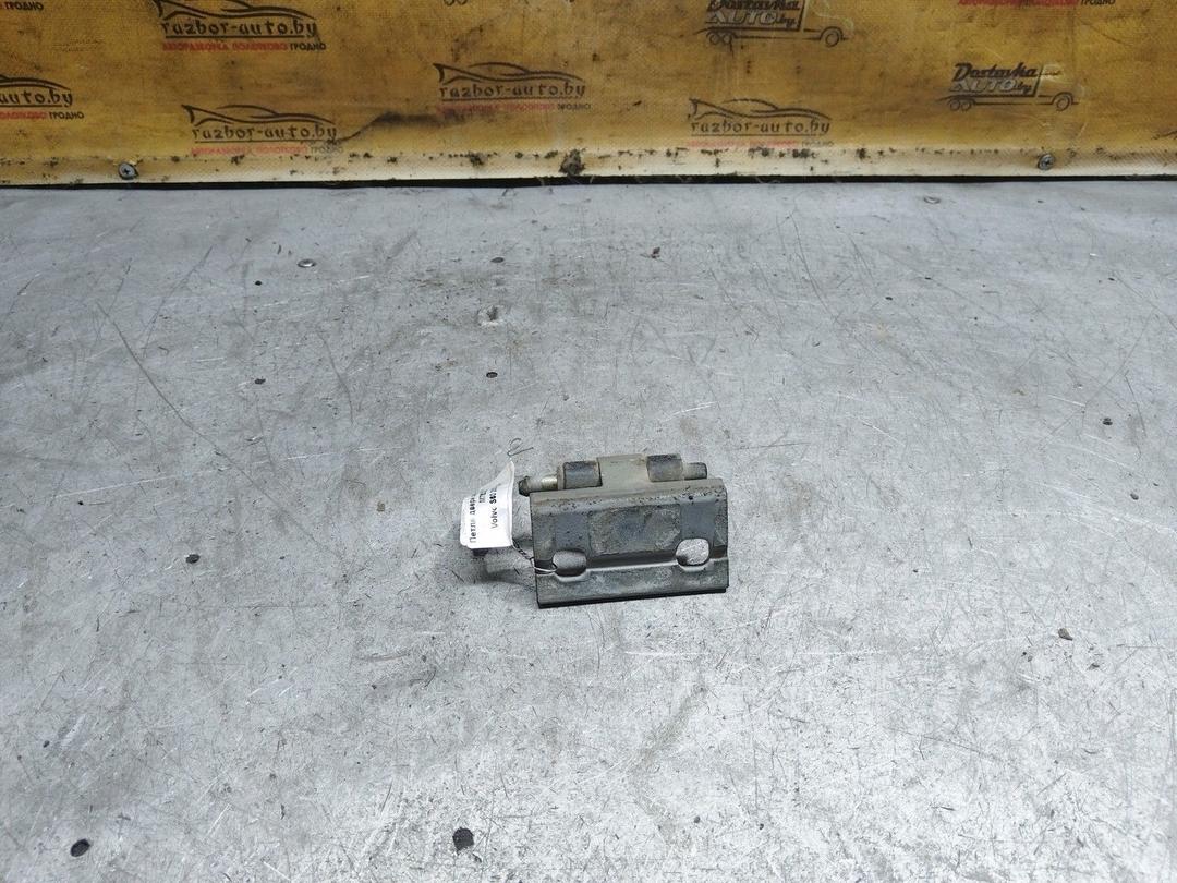 Петля двери задней левой M7BD2J Volvo S60 купить с доставкой