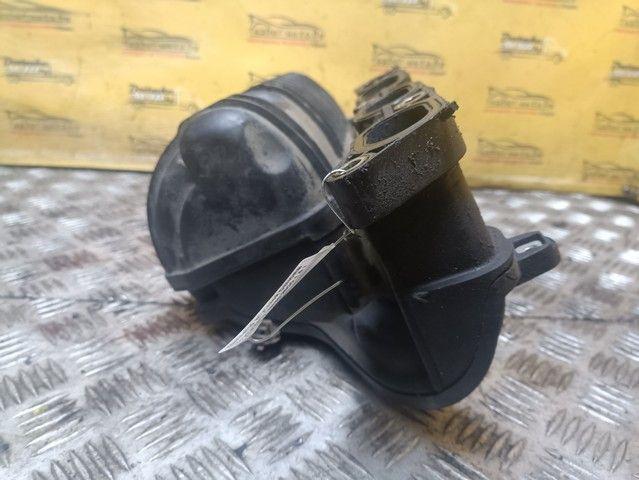 Коллектор впускной D8N0RB Toyota Yaris Verso - Фото 6