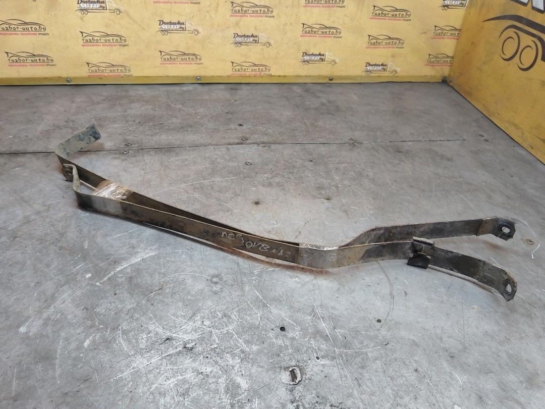 Крепление топливного бака W27NVK Opel Vectra