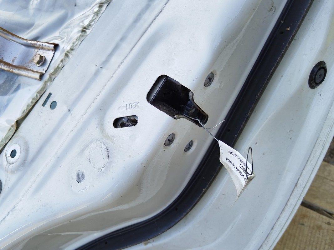 Замок двери задней правой V8YSZC Nissan Note купить с доставкой