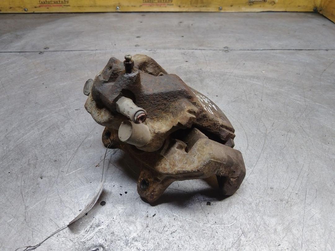 Суппорт передний правый HK4TKC Alfa Romeo 147 купить в магазине запчастей бу