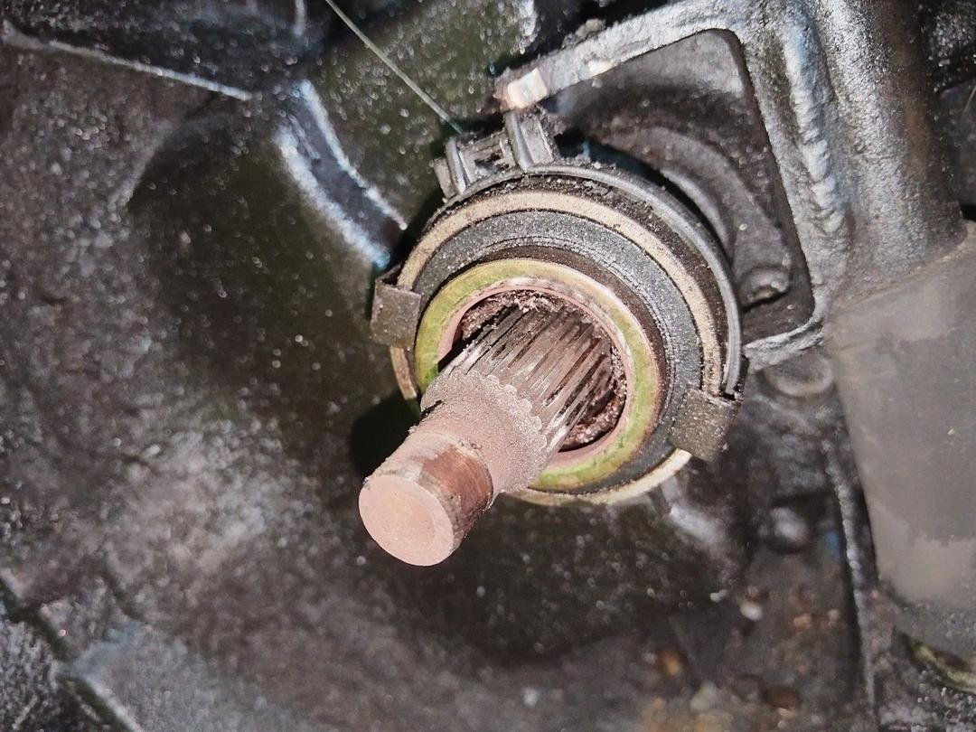 КПП механическая (МКПП) 5-ступенчатая LR9V08 Peugeot 806 купить с доставкой