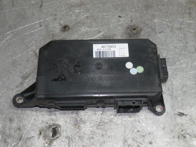 Блок управления двери передней левой 9IH3R2 Fiat Stilo купить с доставкой