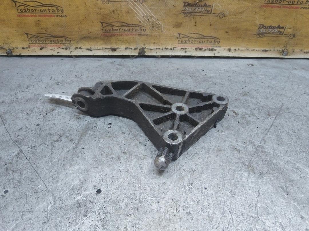 Кронштейн КПП DLBG78 Opel Astra - Фото 1