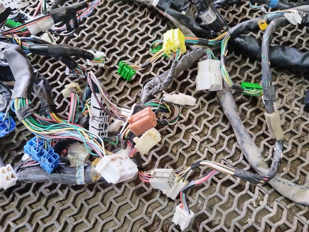 Проводка салона 2VUU1A Subaru Forester купить с доставкой