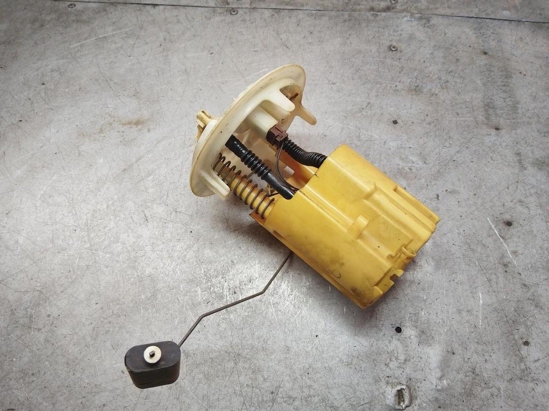 Колба в бак B6B3D0 Peugeot 407 купить в магазине запчастей бу