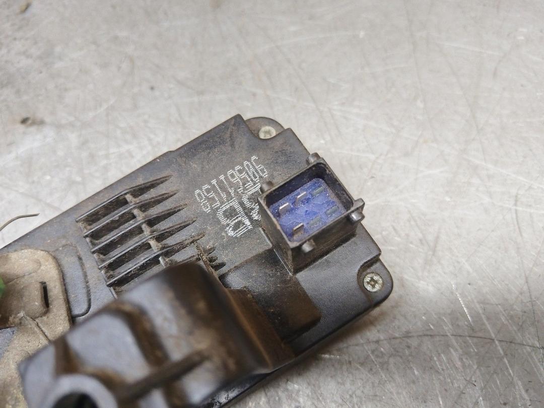 Замок двери задней правой NASJO8 Opel Zafira купить в магазине запчастей бу