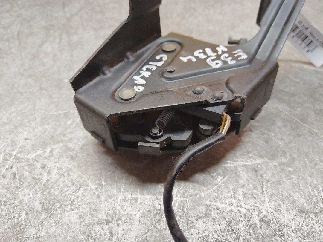 Замок стекла двери багажника 5GFSSQ BMW 5 E39 - Фото 2