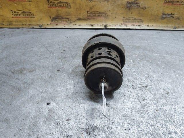 Подушка крепления двигателя P0D54N Volkswagen Golf купить в магазине запчастей бу