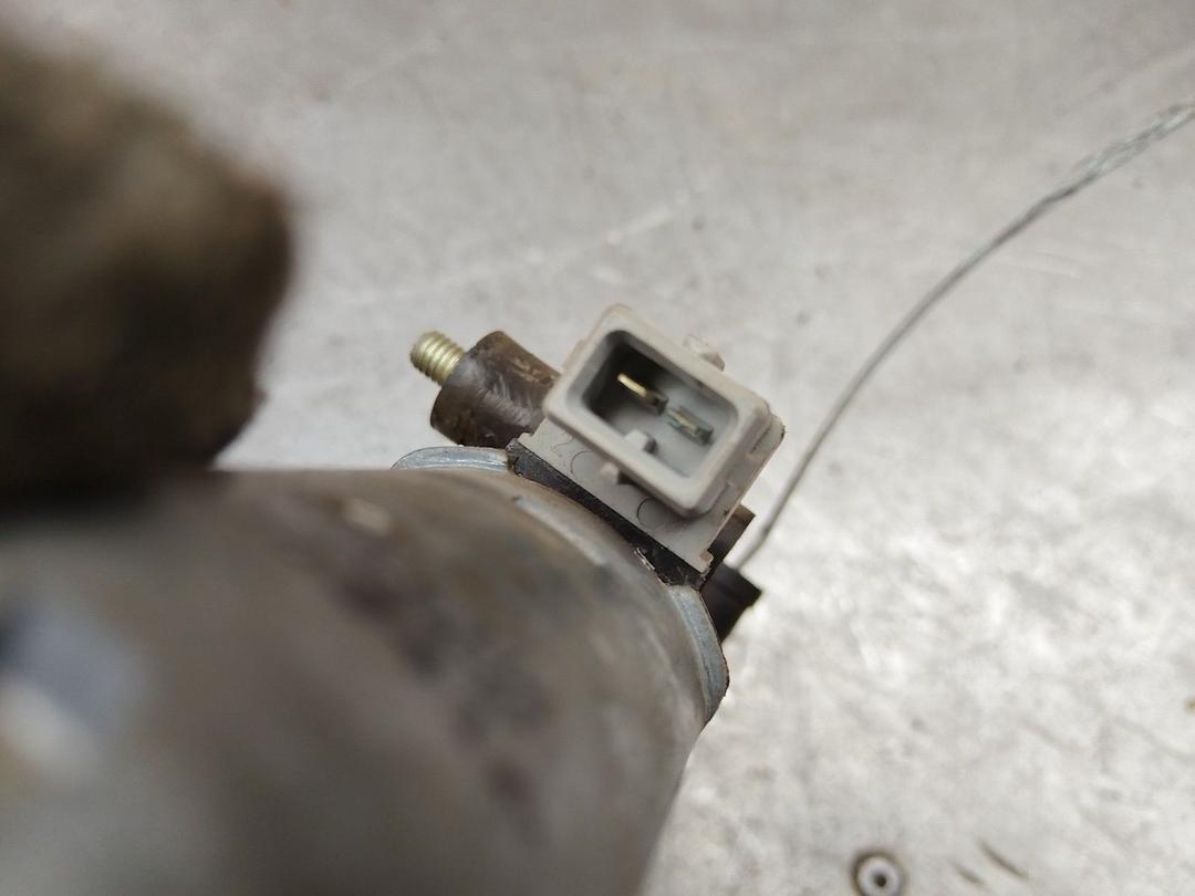 Моторчик стеклоподъемника передний левый EKJWQ3 Citroen Xantia купить с доставкой