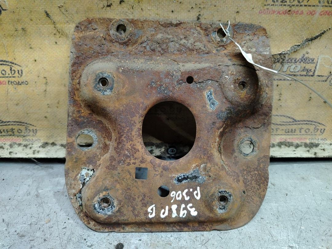 Полка аккумулятора E7RFI7 Peugeot 306 - Фото 2