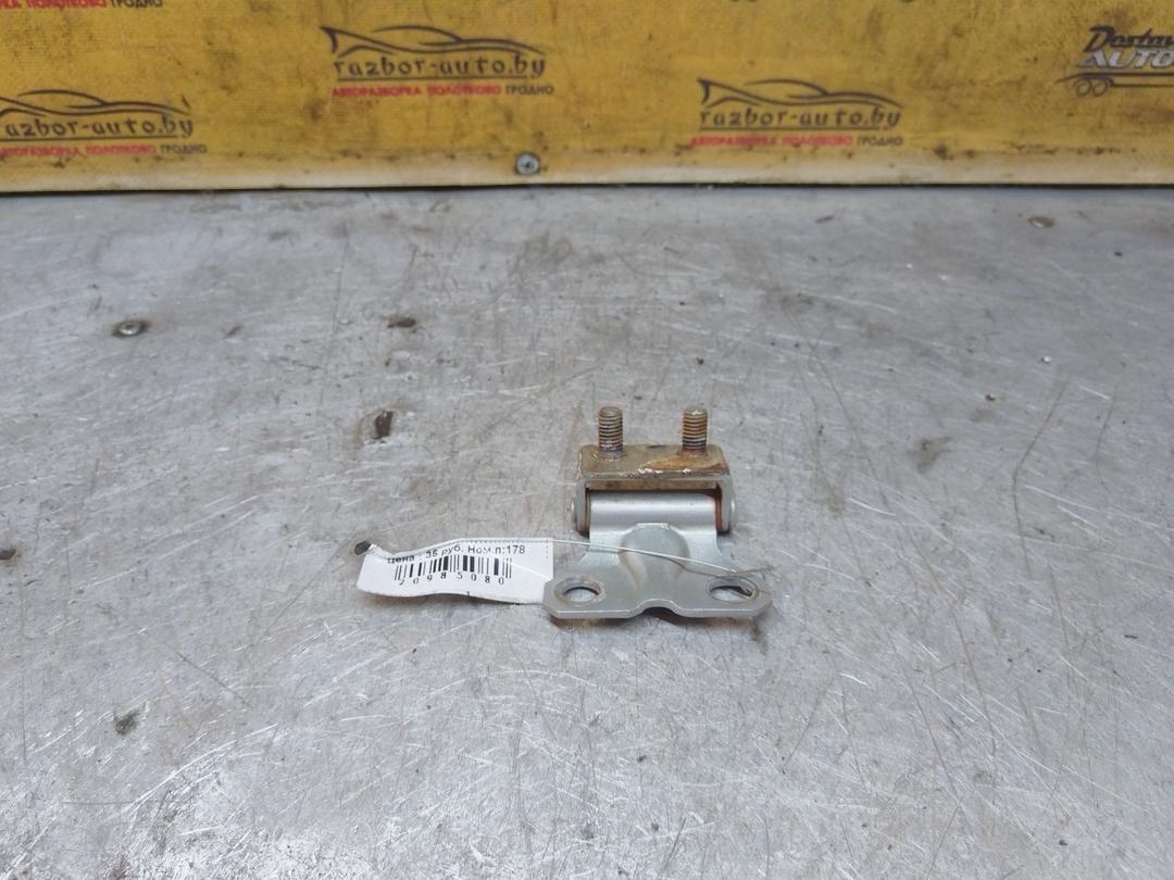 Петля крышки багажника T876OF Toyota Avensis купить на авторазборке