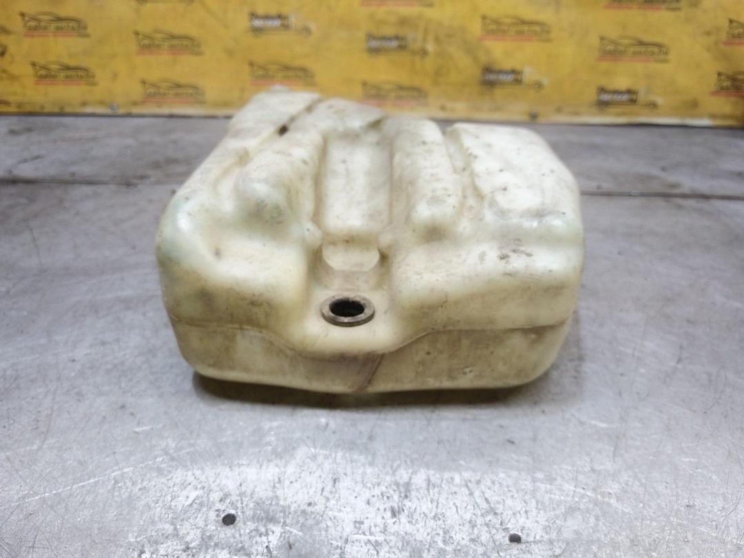 Бачок омывателя MB2V05 Peugeot 306 - Фото 4
