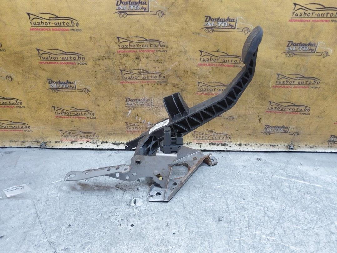 Педаль сцепления UM5XEN Ford Focus - Фото 2