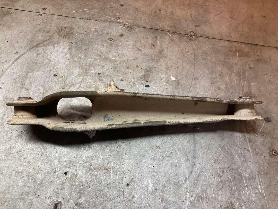 Рычаг задний P6L1NG Volvo V40 - Фото 10