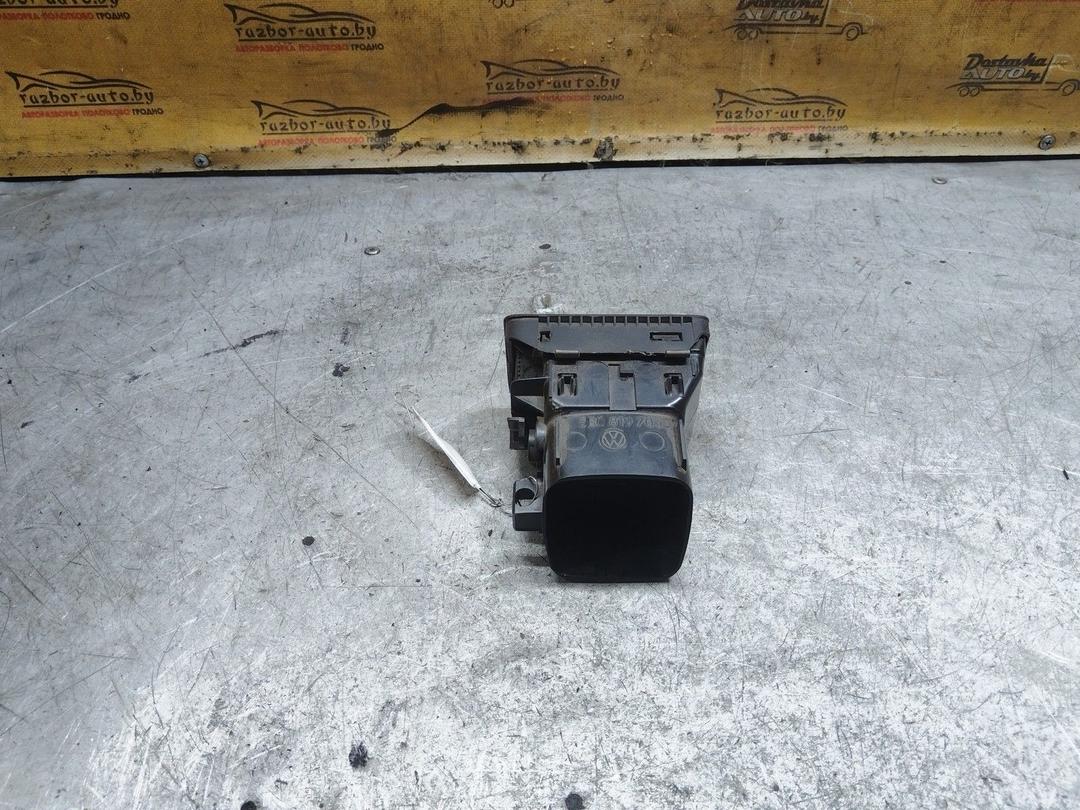 Дефлектор обдува салона F1RWES Volkswagen Passat купить