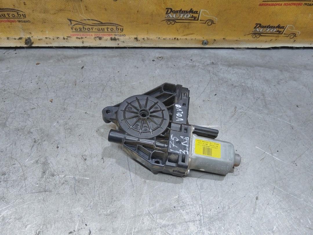 Моторчик стеклоподъемника задний левый XME2BC Volvo XC70