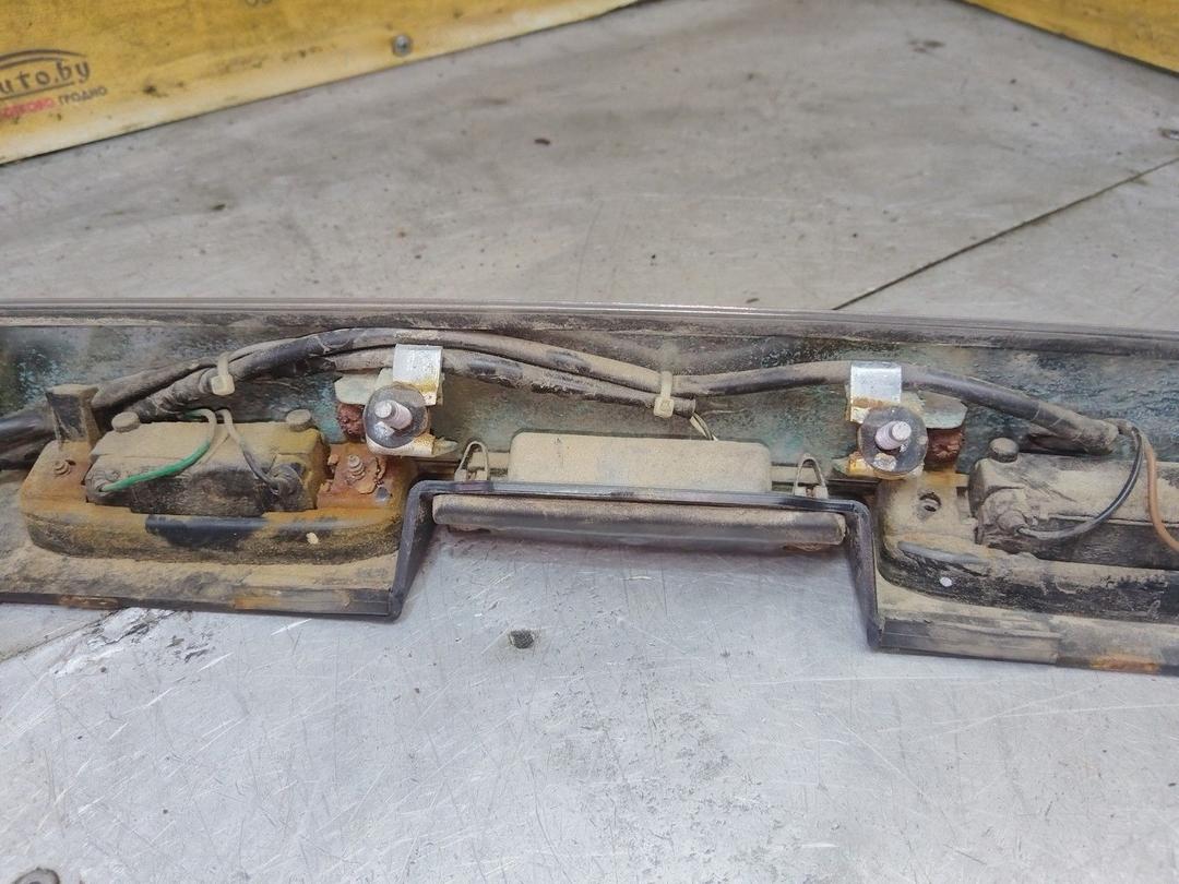 Накладка подсветки номера O3Y0J0 Kia Sorento undefined