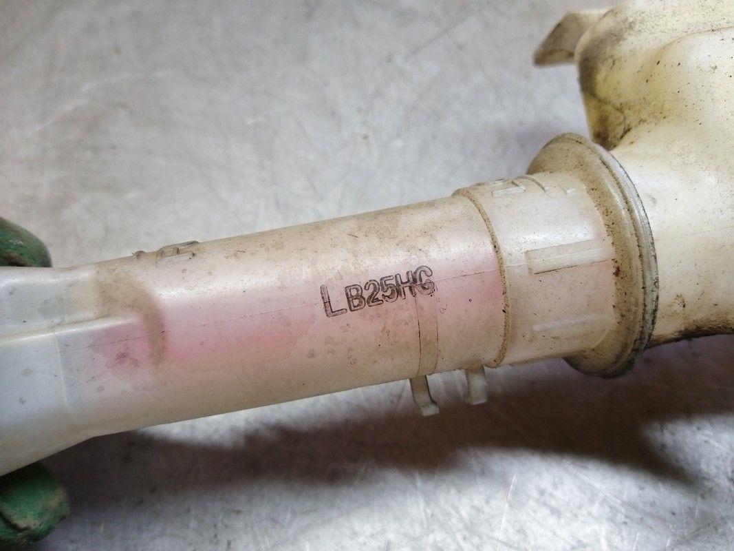 Бачок омывателя 9FAFOF Mazda Premacy - Фото 5