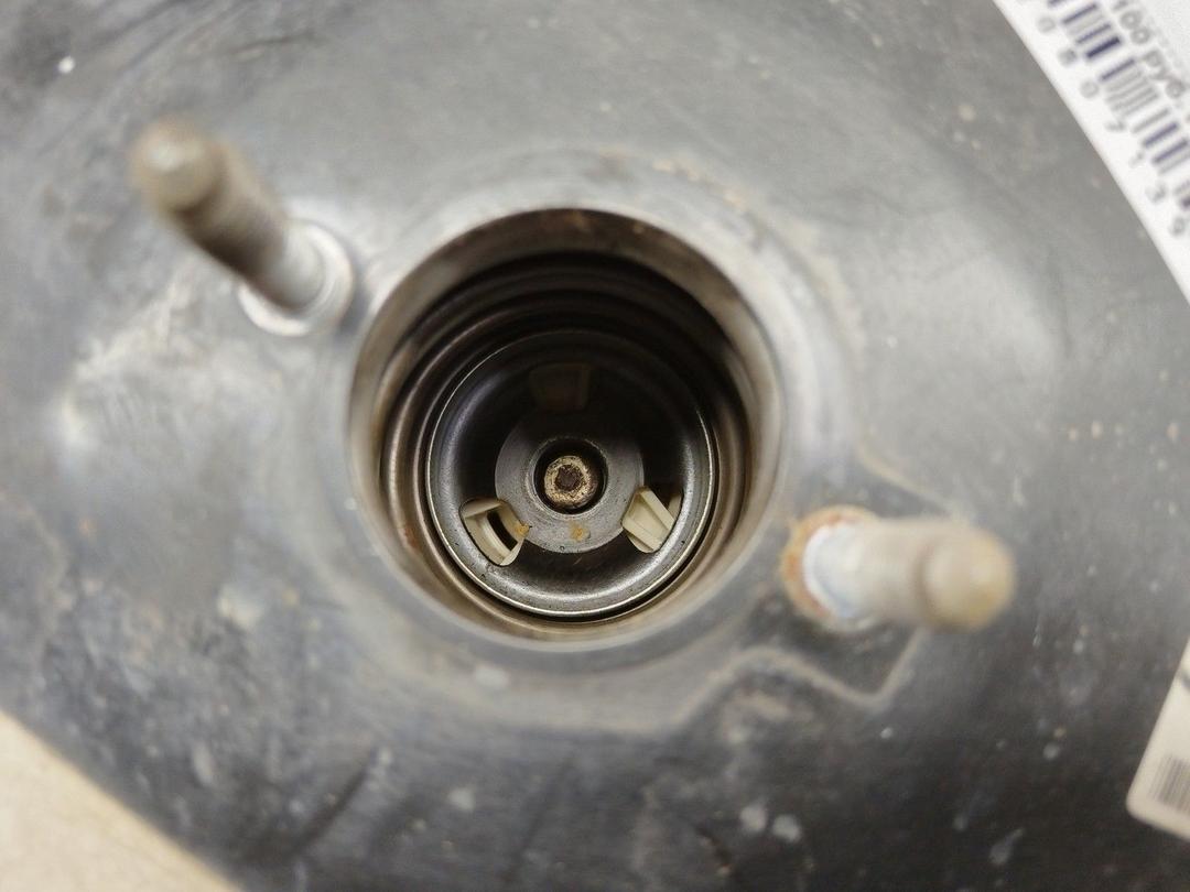 Вакуумный усилитель тормозов 26KVNH Peugeot 307 - Фото 2