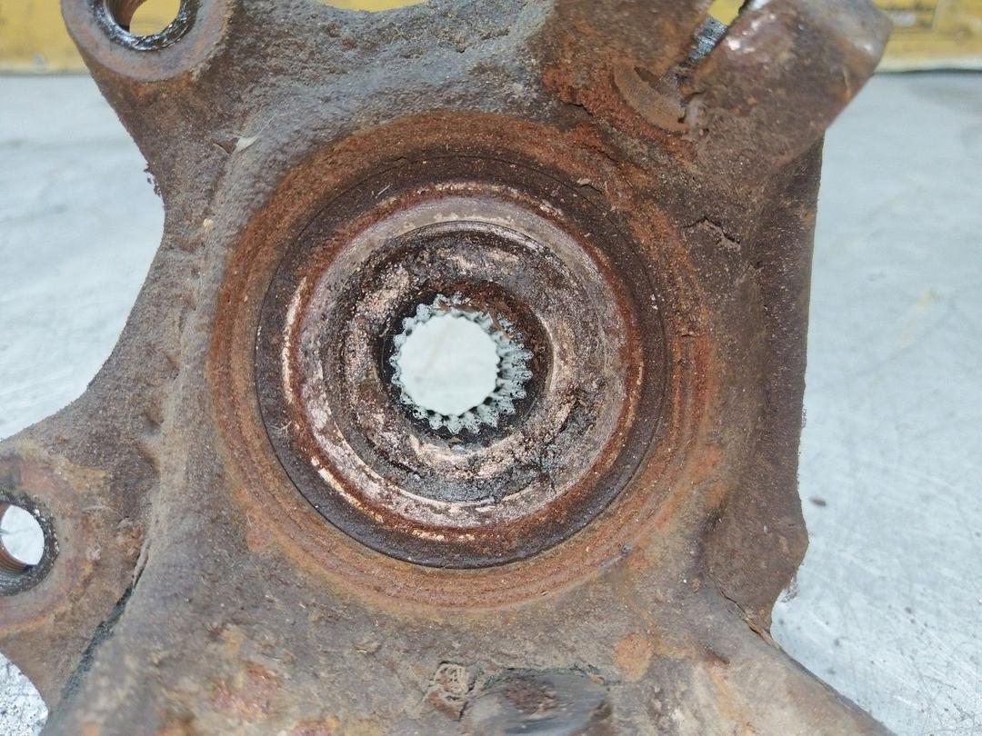 Кулак поворотный левый S027J9 Renault Kangoo - Фото 4