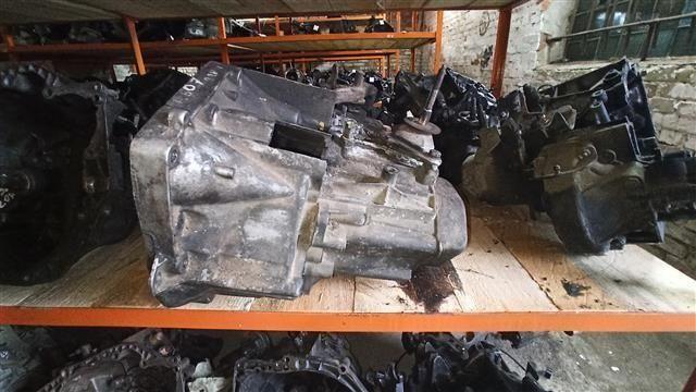 КПП механическая (МКПП) 5-ступенчатая 7D68D1 Peugeot 607 купить с доставкой