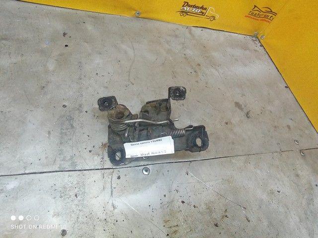 Замок капота YSU6Q2 Audi A4 - Фото 1